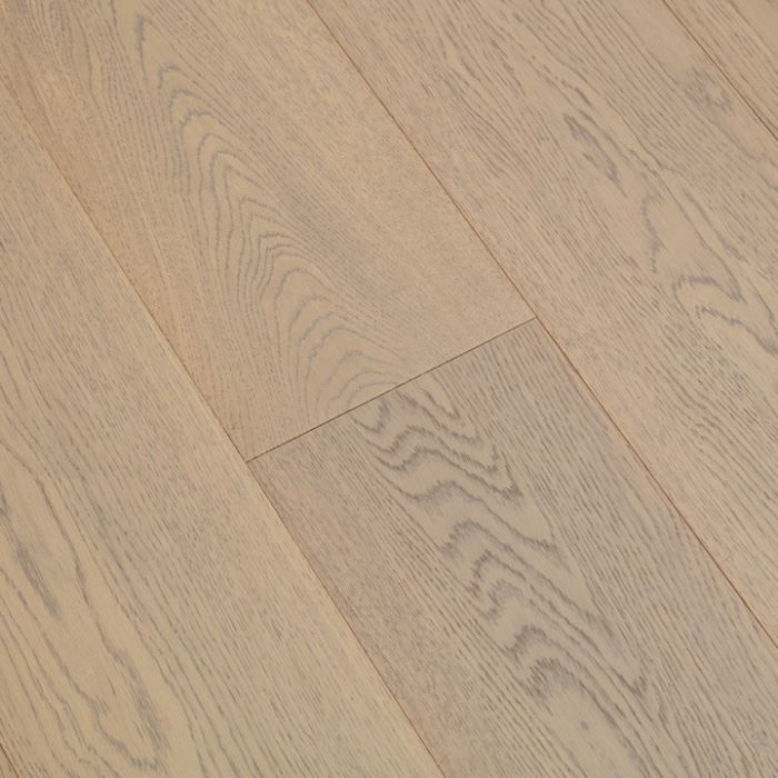 Modern Oak Laminate Flooring